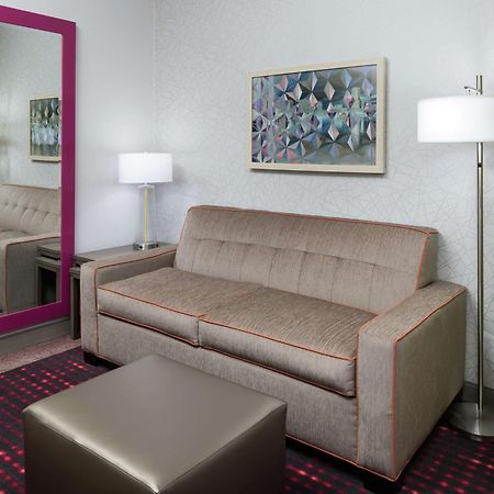 Home2 Suites By Hilton Orlando Airport Bagian luar foto