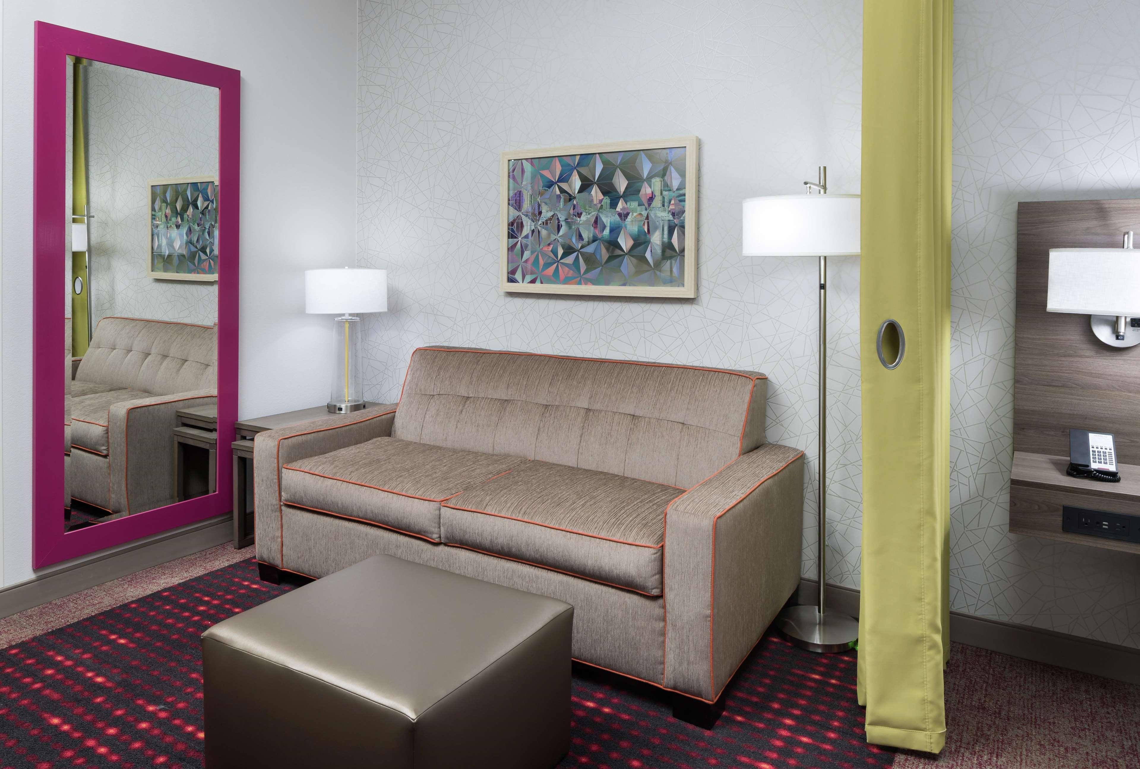 Home2 Suites By Hilton Orlando Airport Bagian luar foto
