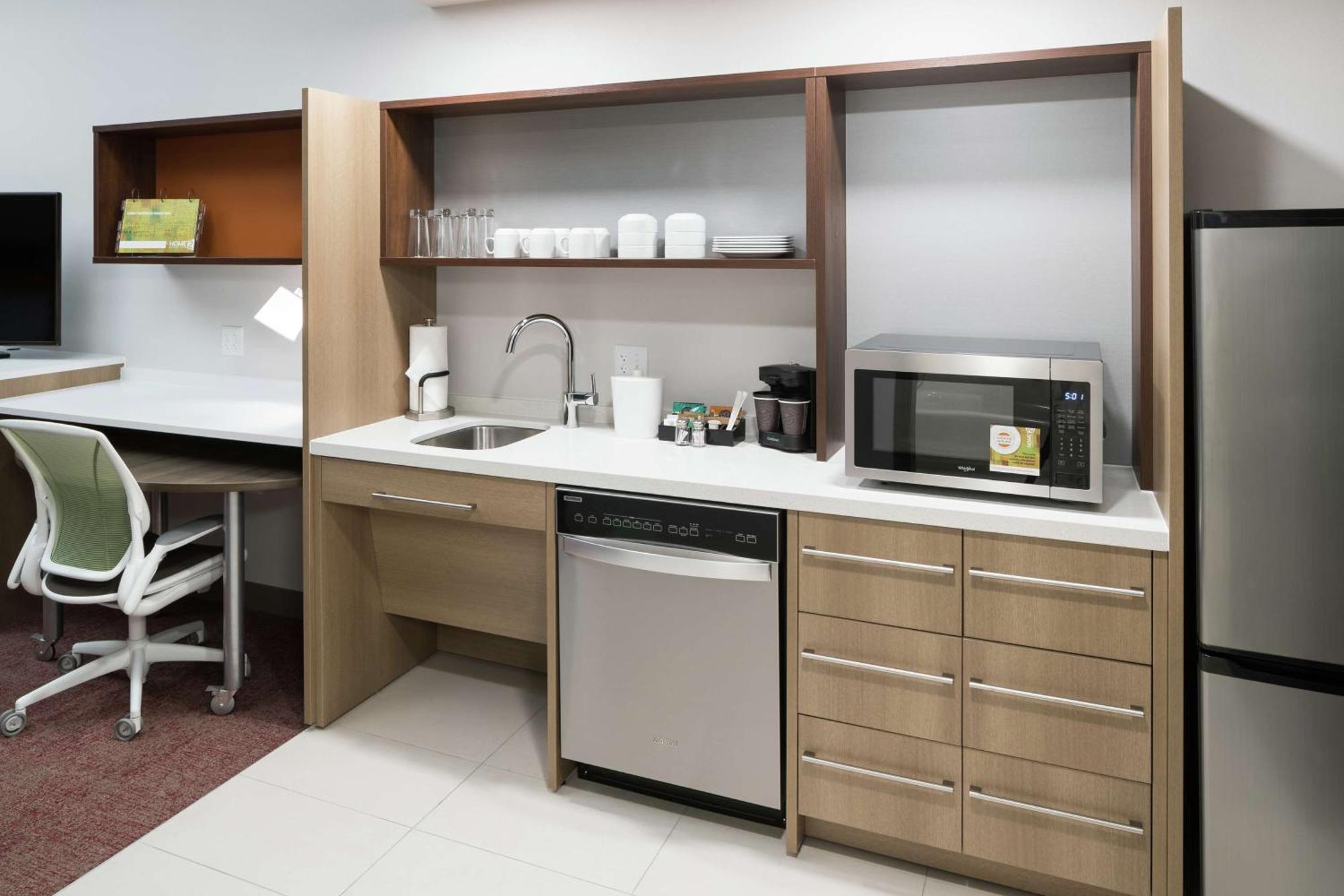 Home2 Suites By Hilton Orlando Airport Bagian luar foto